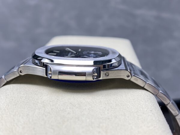 Patek Philippe Nautilus 5712