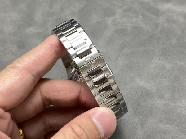 Patek Philippe Nautilus 5711 Blue