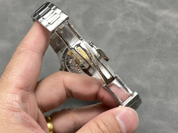Patek Philippe Nautilus 5711 Blue