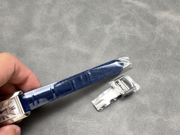Cartier Tank (TANK)