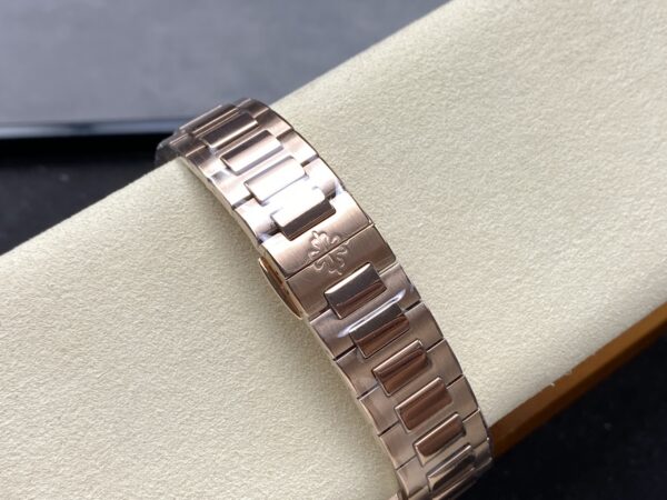 Patek Philippe Nautilus 5711 Blue
