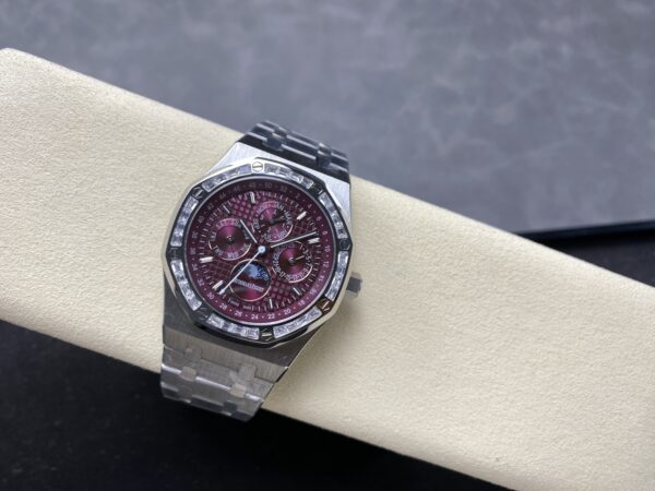 Audemars Piguet Watch 26574 Red