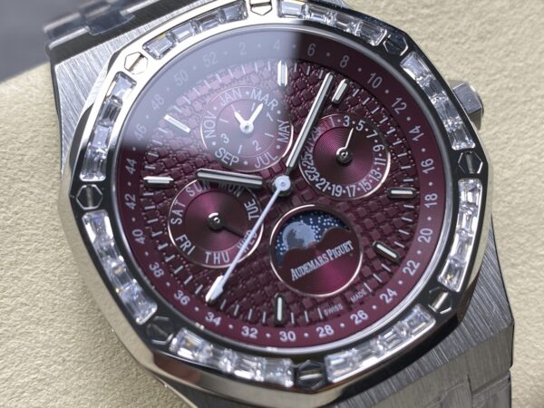 Audemars Piguet Watch 26574 Red