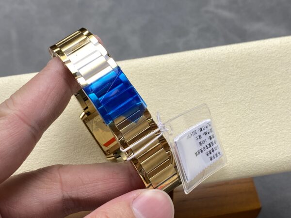 Cartier Tank (TANK) Blue