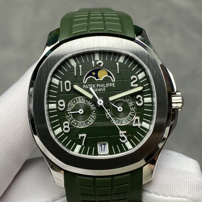 Patek Philippe Aquanaut 5261R-001 Blue