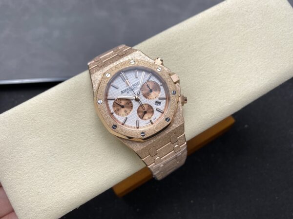 Audemars Piguet Royal Oak 26240 Blue
