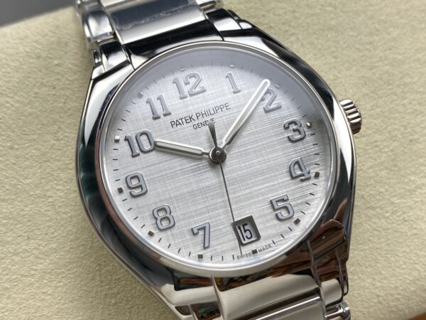 Patek Philippe Watch 7300