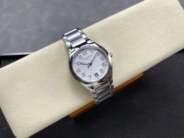 Patek Philippe Watch 7300
