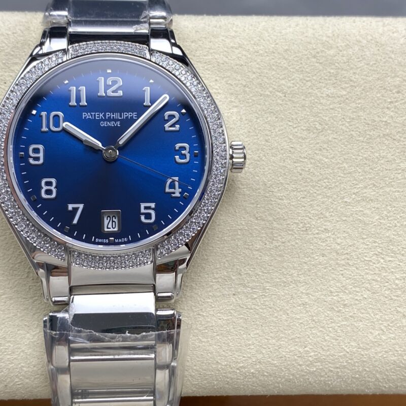 Patek Philippe Watch 7300