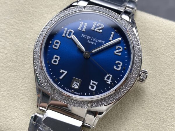 Patek Philippe Watch 7300