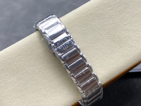 Patek Philippe Watch 7300