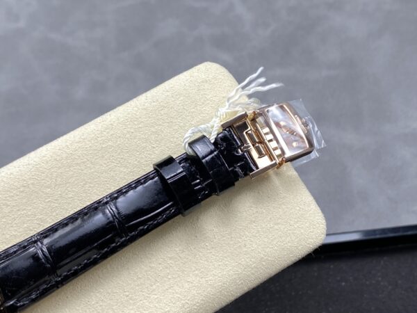 Jaeger-LeCoultre Watch (COMPLICATIONS) Blue