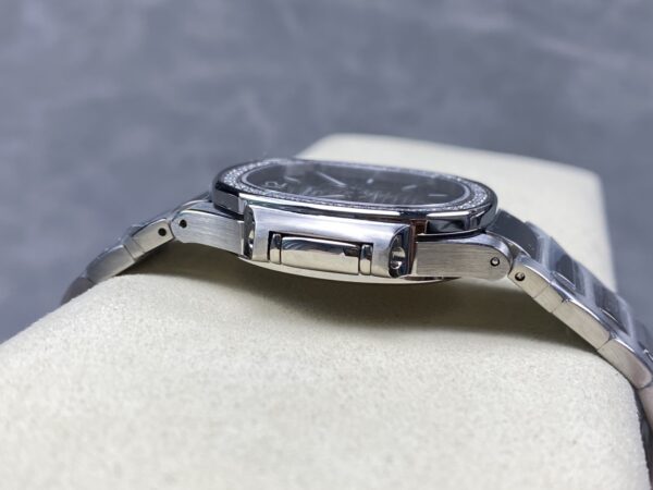 Patek Philippe Nautilus 7118