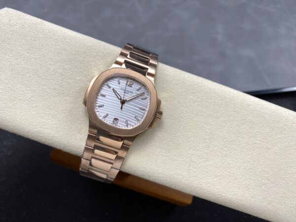 Patek Philippe Nautilus 7118