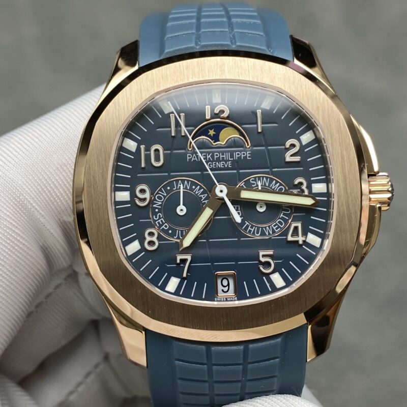 Patek Philippe Aquanaut 5261R-001 Blue
