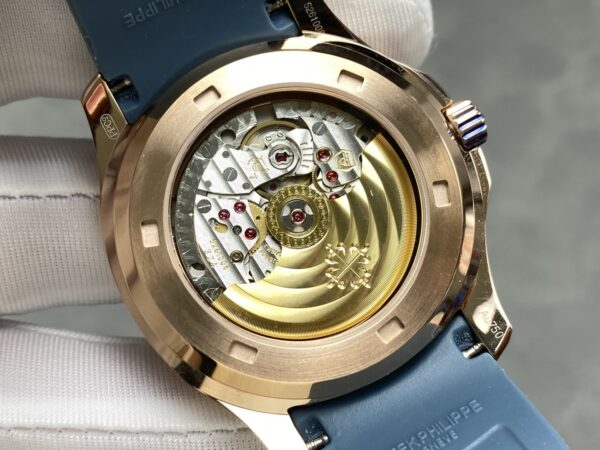 Patek Philippe Aquanaut 5261R-001 Blue