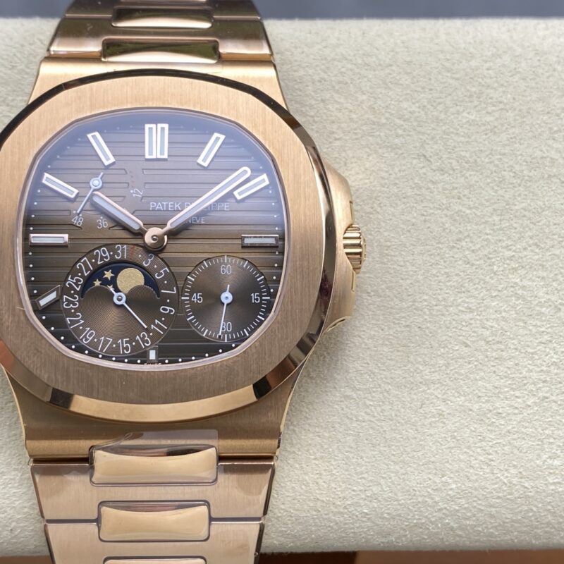 Patek Philippe Nautilus 5712A