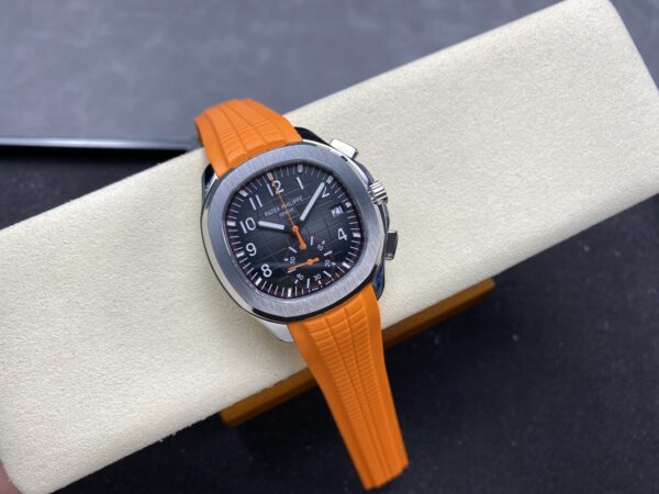 Patek Philippe Aquanaut 5968A-001
