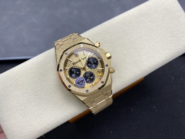 Audemars Piguet Watch 26240