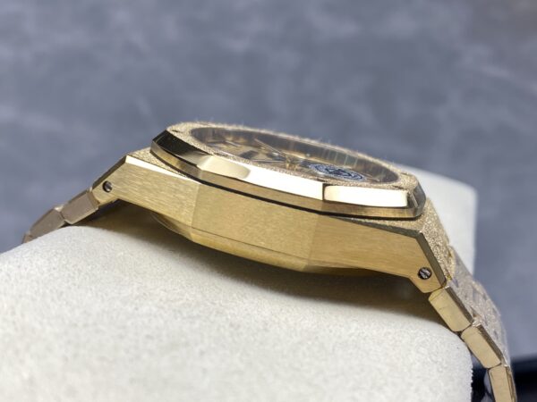 Audemars Piguet Watch 26240