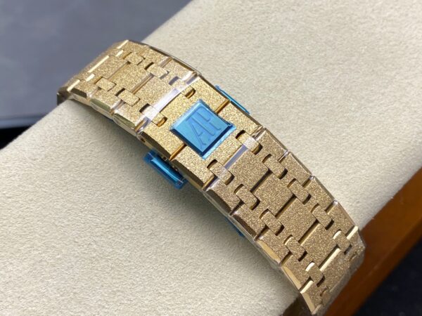 Audemars Piguet Watch 26240