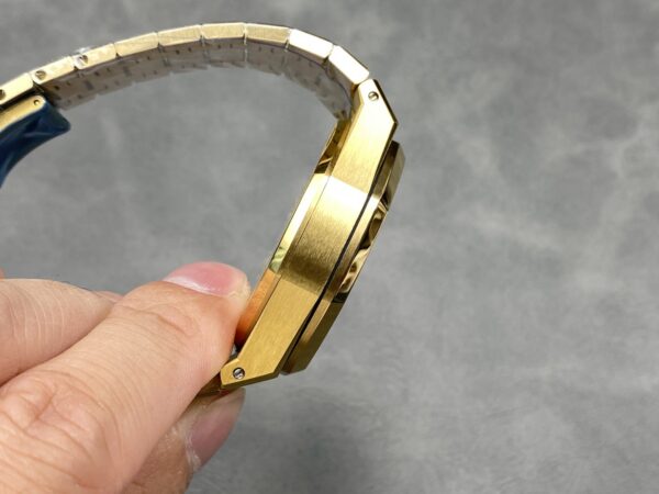 Audemars Piguet Watch 26240