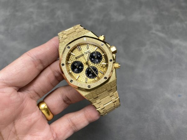 Audemars Piguet Watch 26240