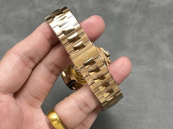 Patek Philippe Nautilus 5711 Blue