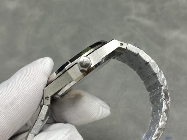Audemars Piguet Royal Oak 15400