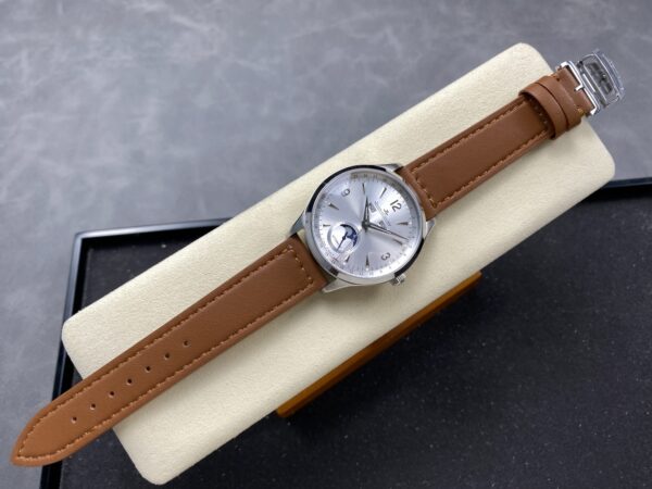 Jaeger-LeCoultre Master Control (COMPLICATIONS) Blue