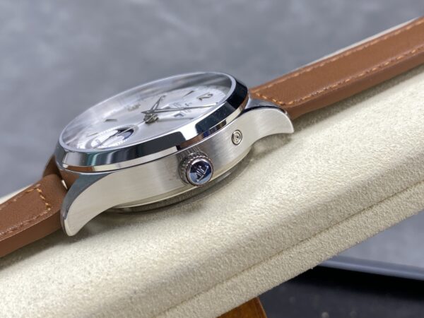 Jaeger-LeCoultre Master Control (COMPLICATIONS) Blue