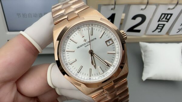 Vacheron Constantin Overseas 4500V Rose Gold