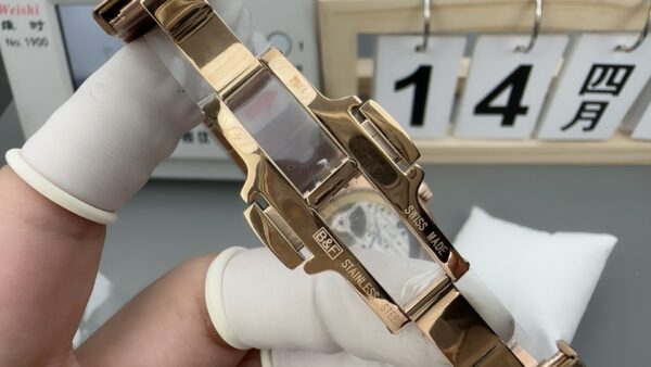 a1744724083812_6076-1.jpg Patek Philippe Overseas (COMPLICATIONS) Blue