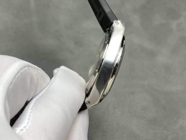 Vacheron Constantin Overseas 4500V Blue