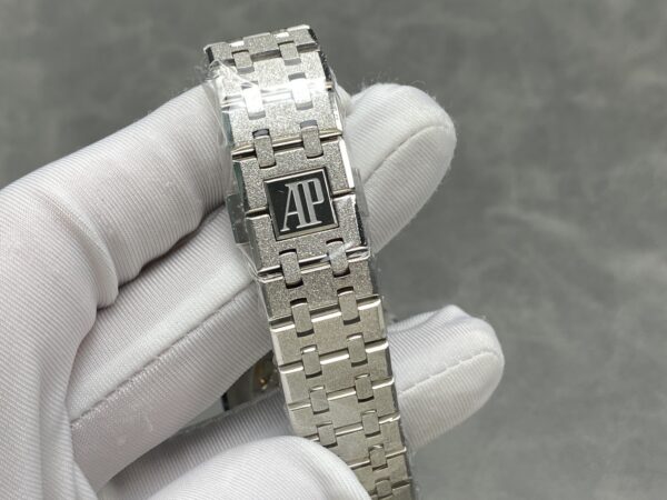 Audemars Piguet Watch 15454