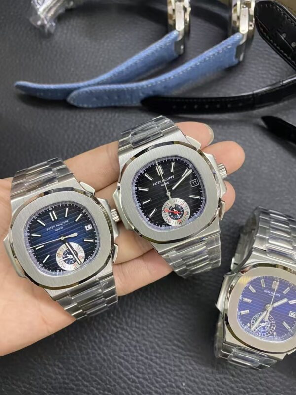 Patek Philippe Nautilus (NAUTILUS)