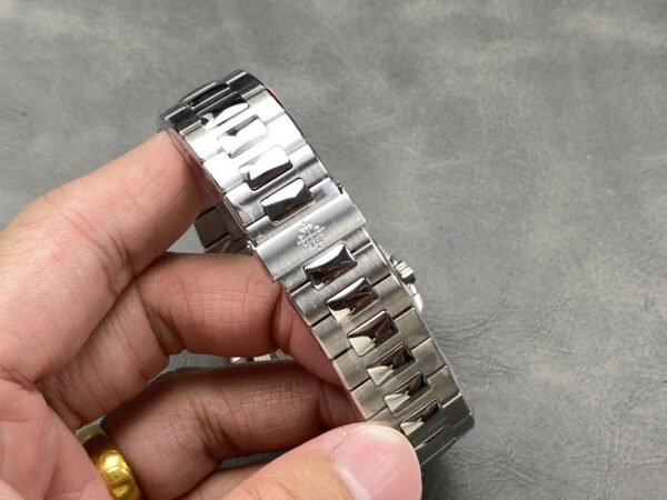 Patek Philippe Nautilus 5711