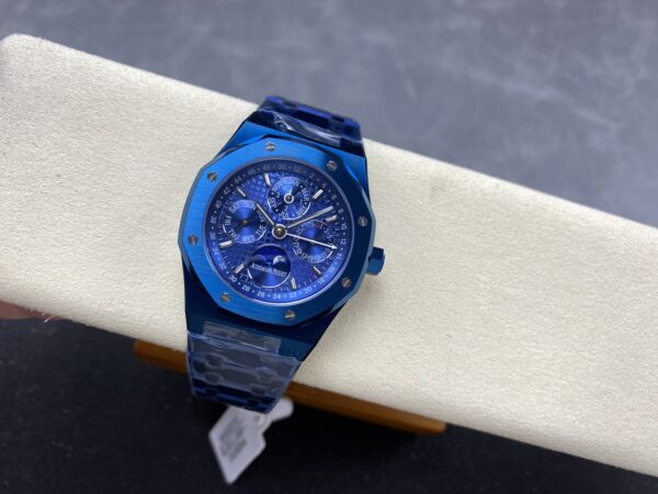 a1745677357545_6188-1.jpg Patek Philippe Royal Oak 5134 Blue