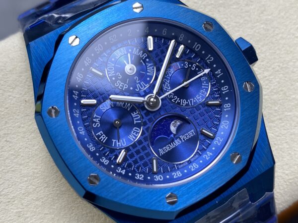 a1745677357547_1613-1.jpg Patek Philippe Royal Oak 5134 Blue