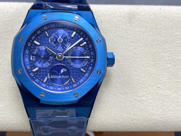 a1745677357552_0350-1.jpg Patek Philippe Royal Oak 5134 Blue