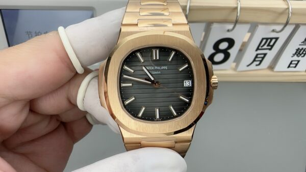 Patek Philippe Nautilus 5711 Rose Gold