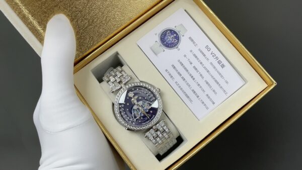 Patek Philippe Watch (COMPLICATIONS) Silver
