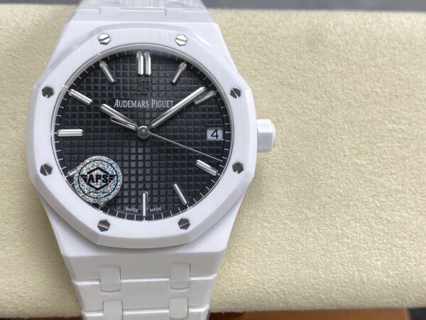Patek Philippe Royal Oak 15500 Blue