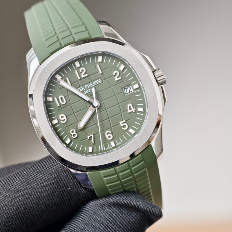 Patek Philippe Aquanaut 5168G White