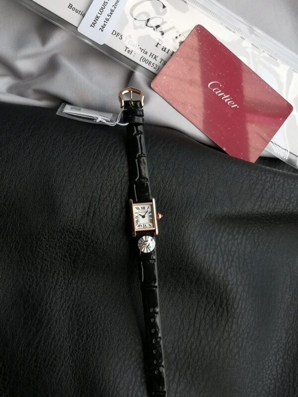 a1749996335973_1145-3.jpg Cartier Tank (TANK) Blue
