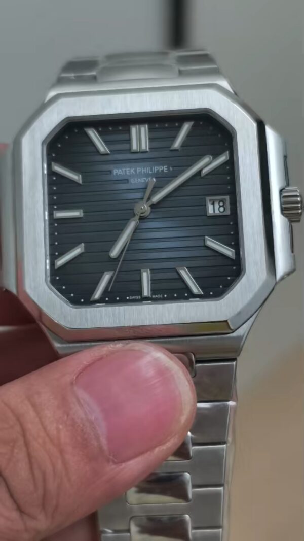 Patek Philippe Nautilus 5821 Blue