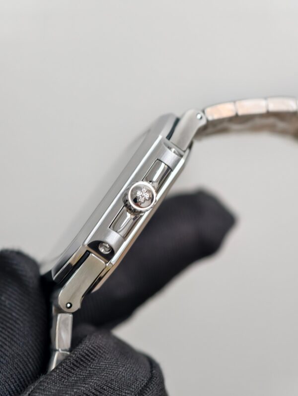 Patek Philippe Nautilus 5821 Green