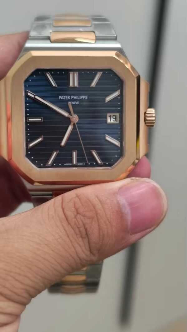 Patek Philippe Nautilus 5821 Rose Gold