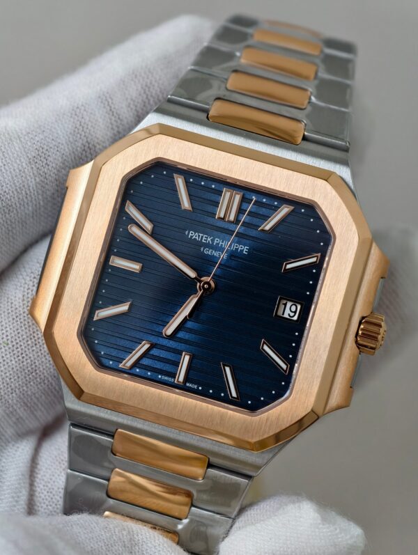 Patek Philippe Nautilus 5821 Rose Gold