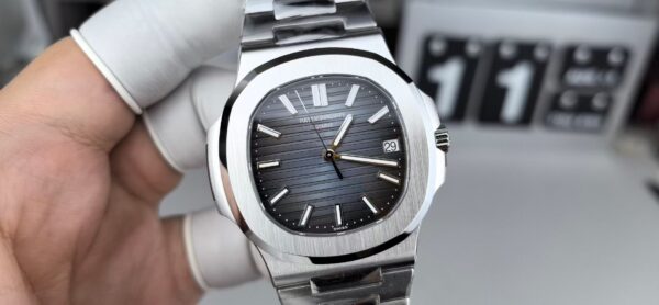Patek Philippe Nautilus 5711 Blue